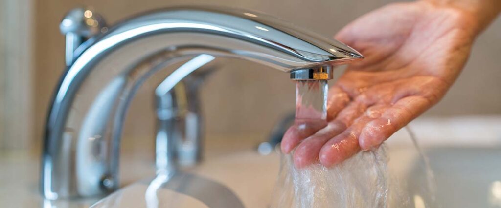 bathtub running hot water
